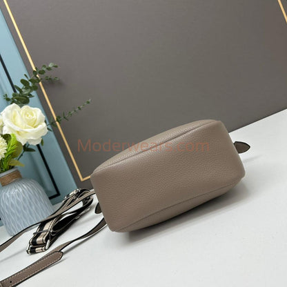 Chic & Stylish Bags