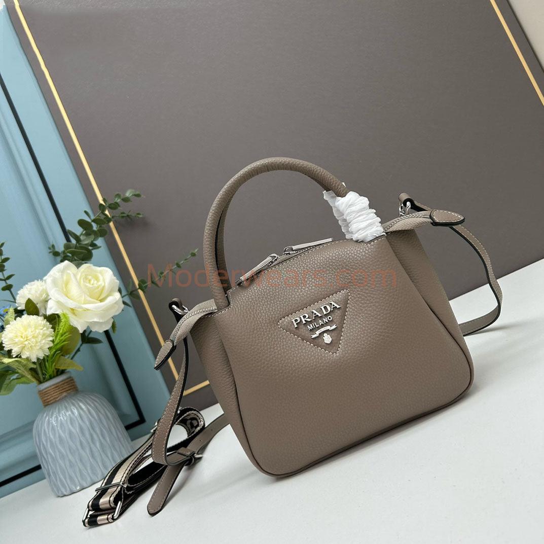 Chic & Stylish Bags