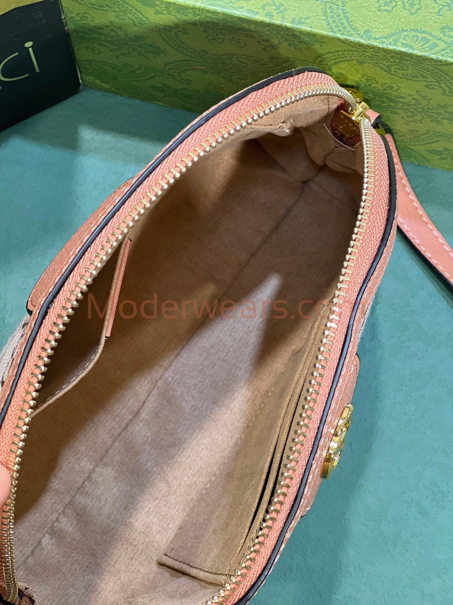 Chic & Stylish Bags