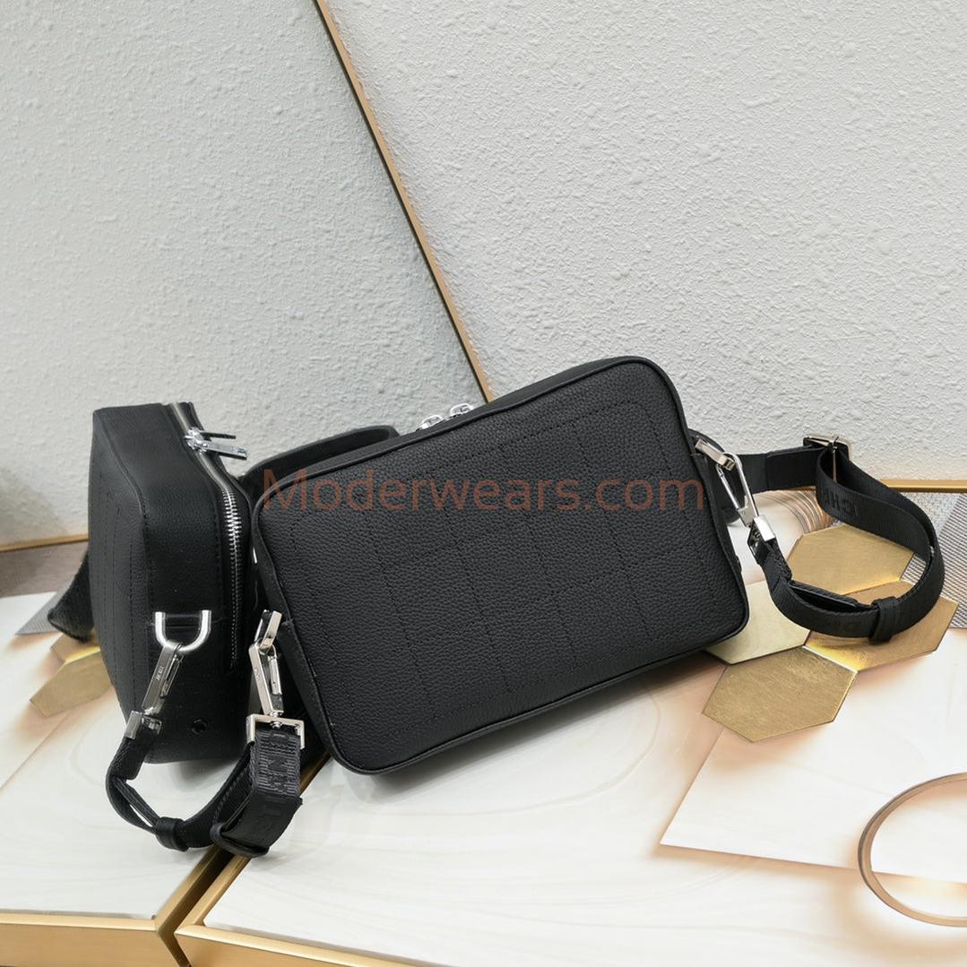 Chic & Stylish Bags