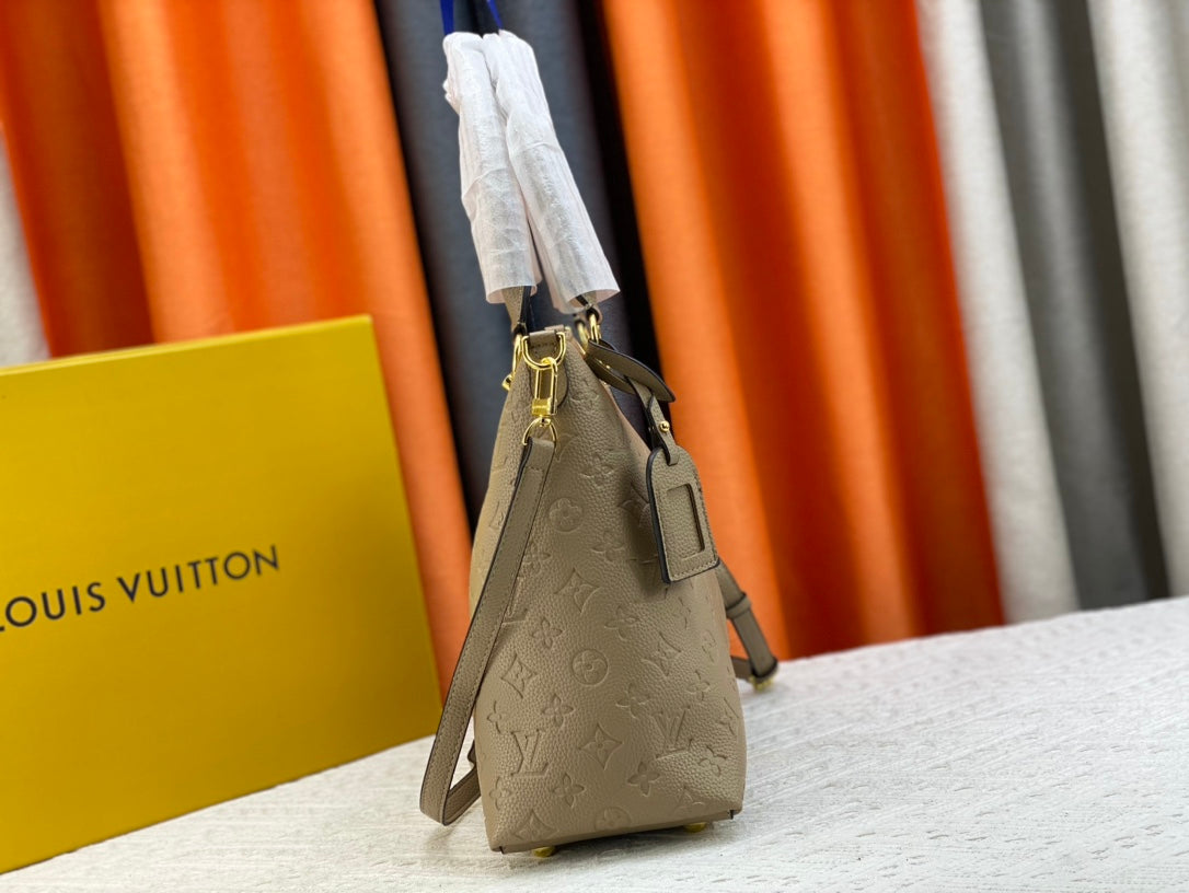 Chic & Stylish Bags