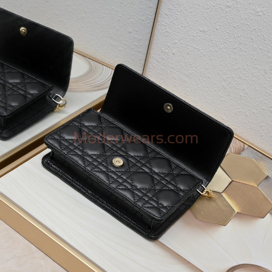 Chic & Stylish Bags