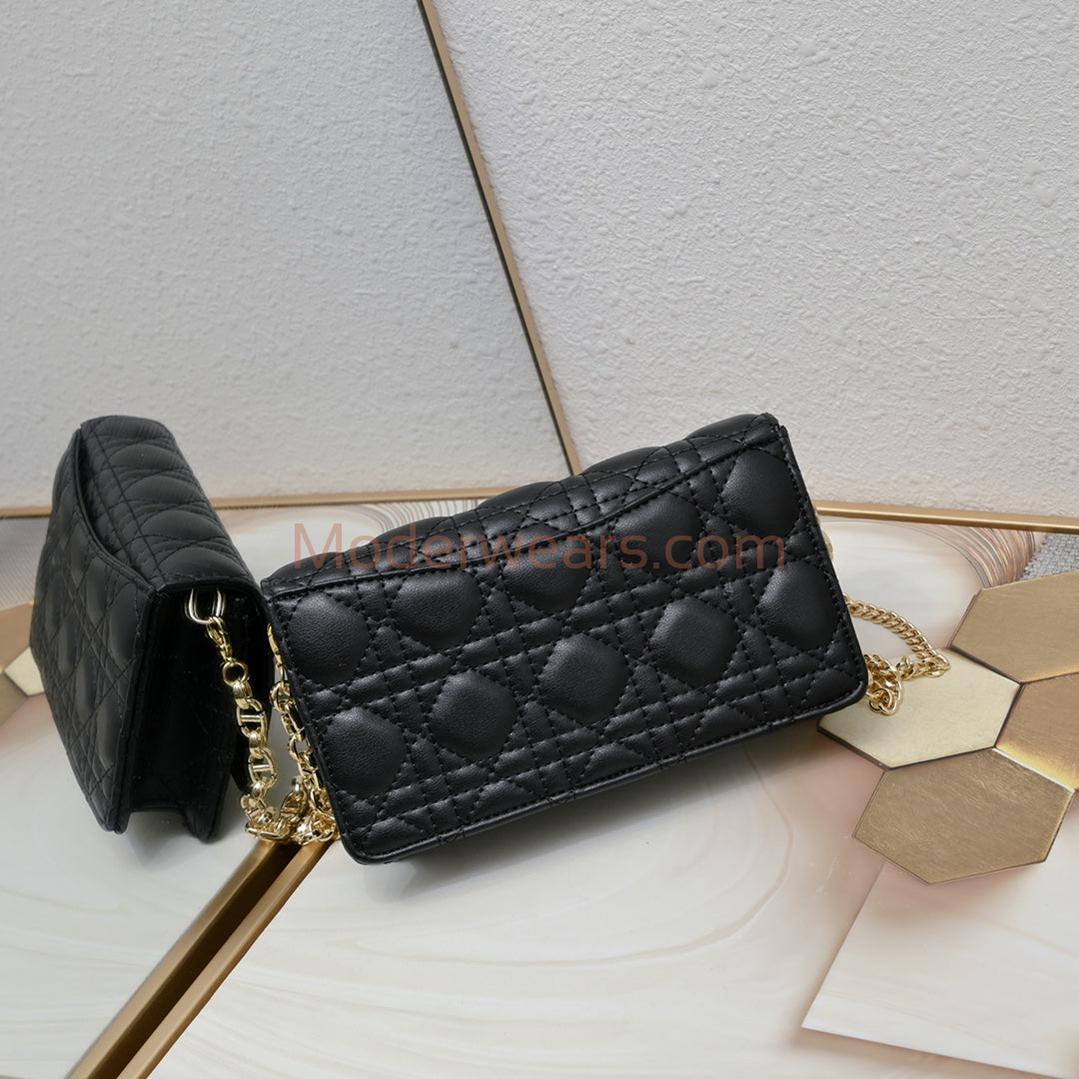 Chic & Stylish Bags