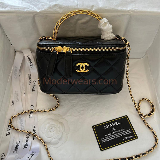 Chic & Stylish Bags
