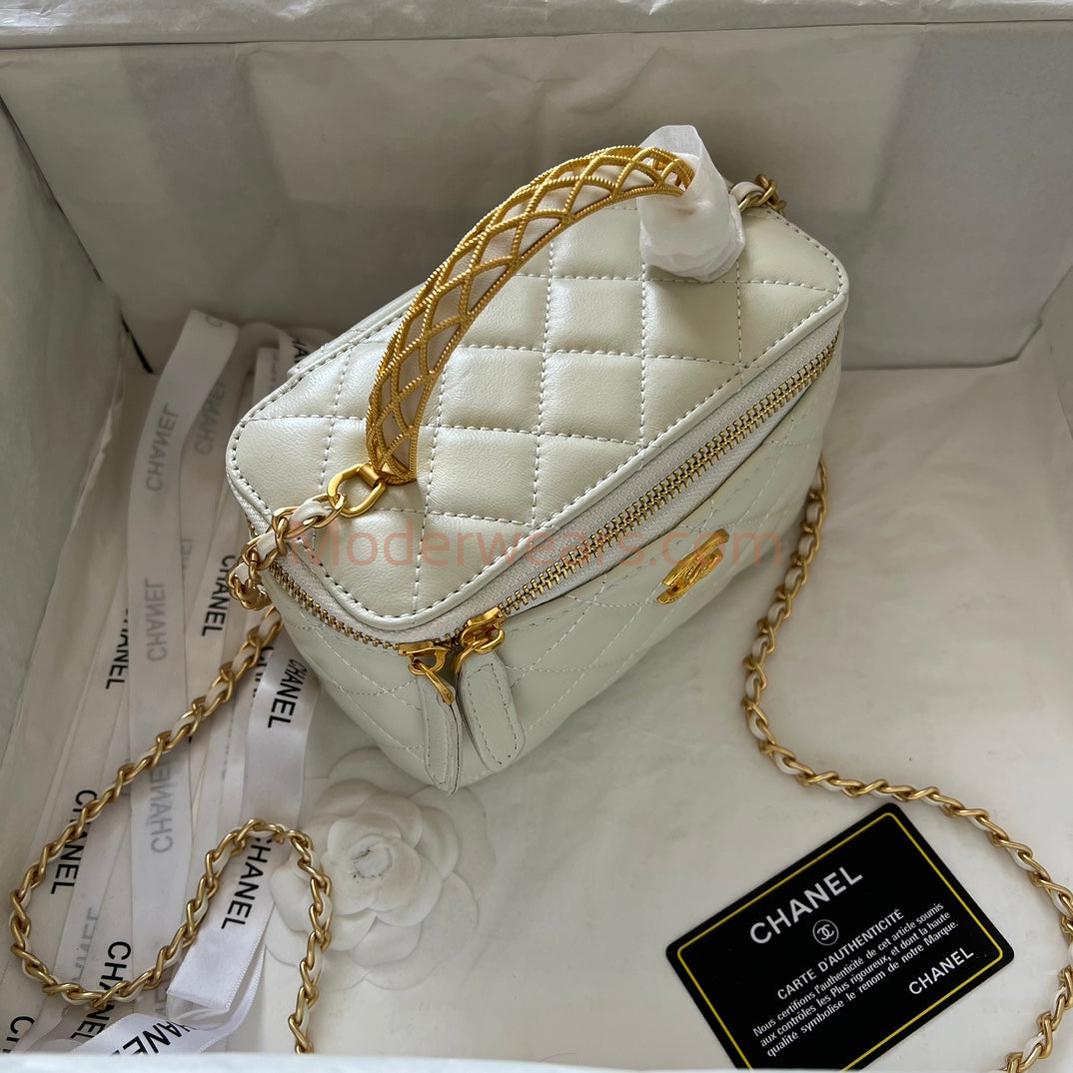 Chic & Stylish Bags