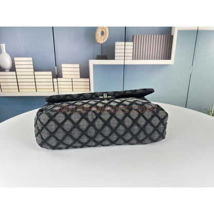 Chic & Stylish Bags