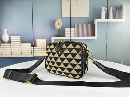 Chic & Stylish Bags