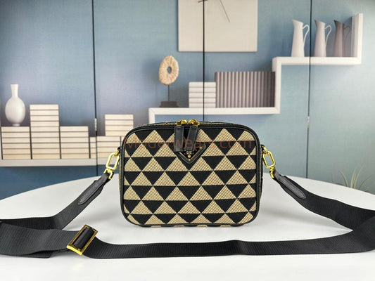 Chic & Stylish Bags