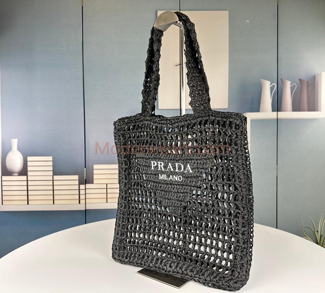 Chic & Stylish Bags