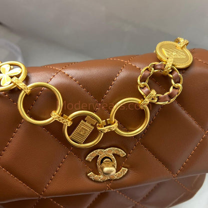 Chic & Stylish Bags