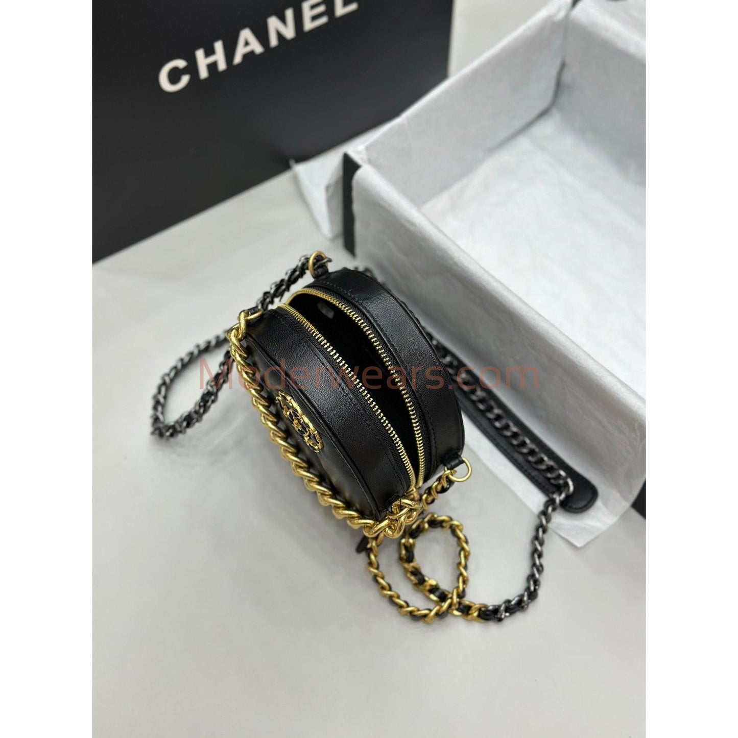 Chic & Stylish Bags