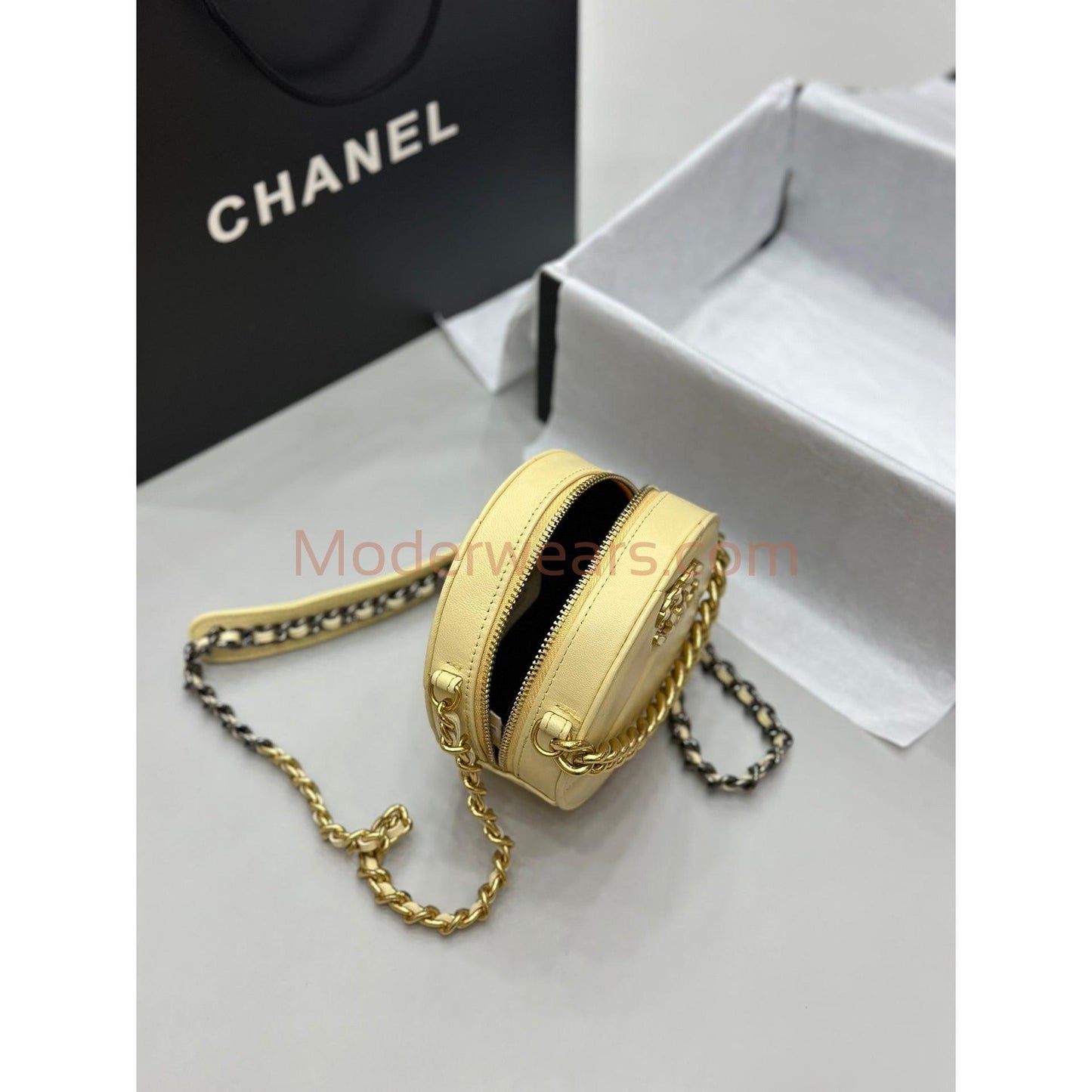 Chic & Stylish Bags