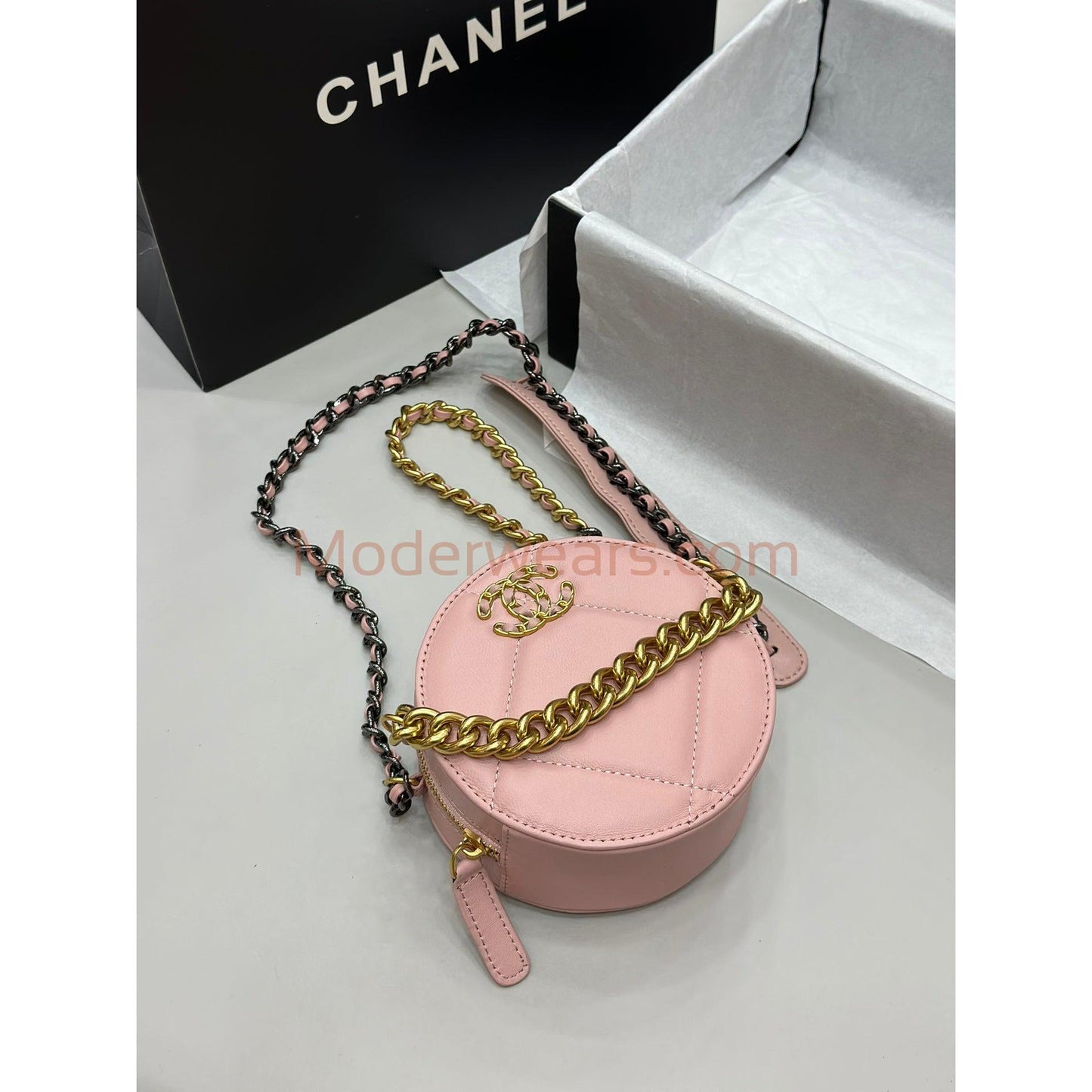 Chic & Stylish Bags