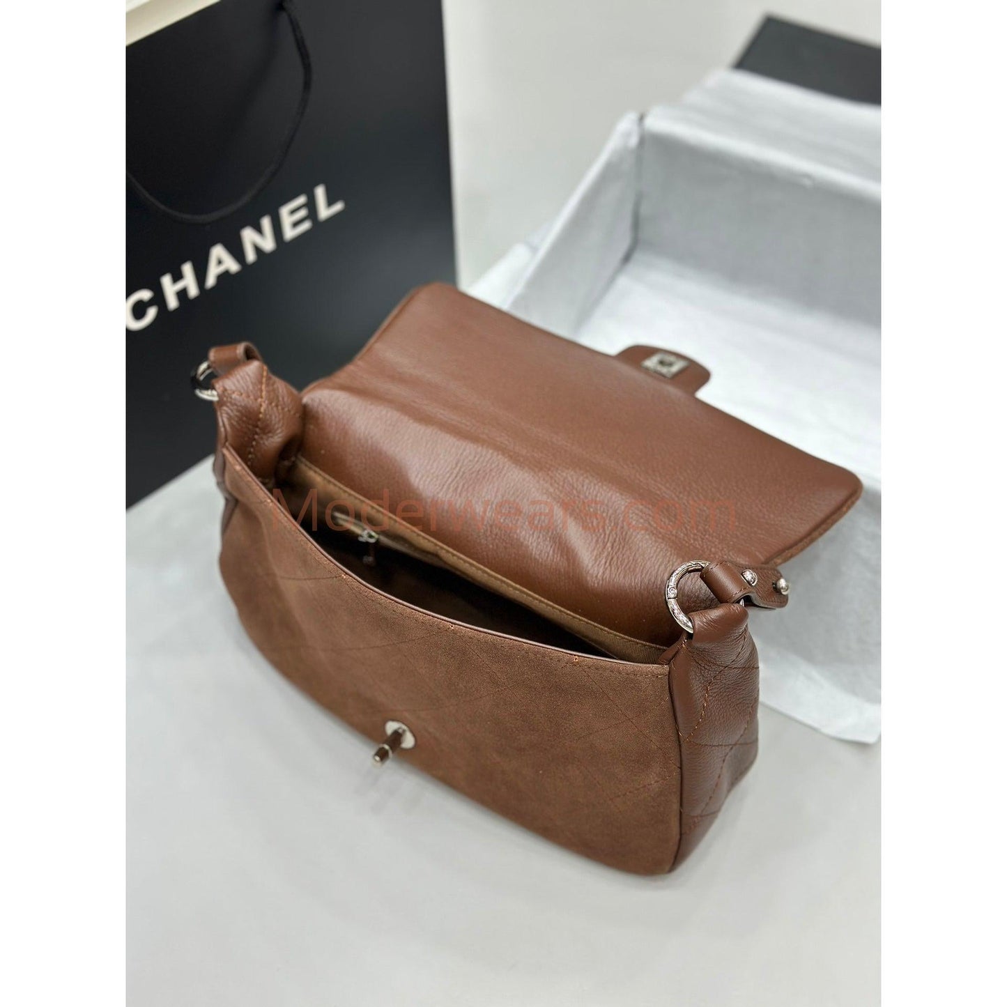Chic & Stylish Bags