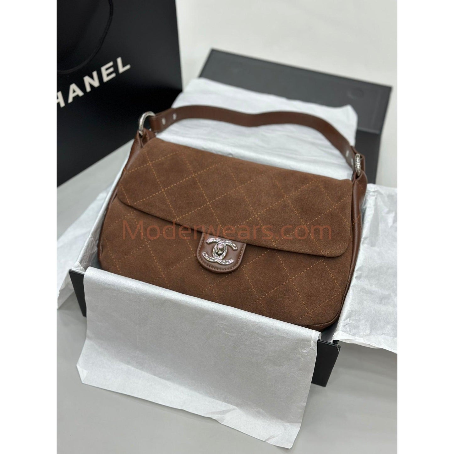 Chic & Stylish Bags