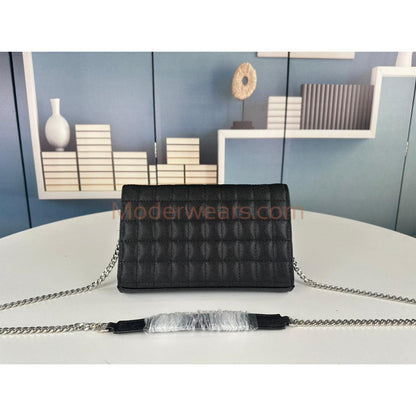 Chic & Stylish Bags