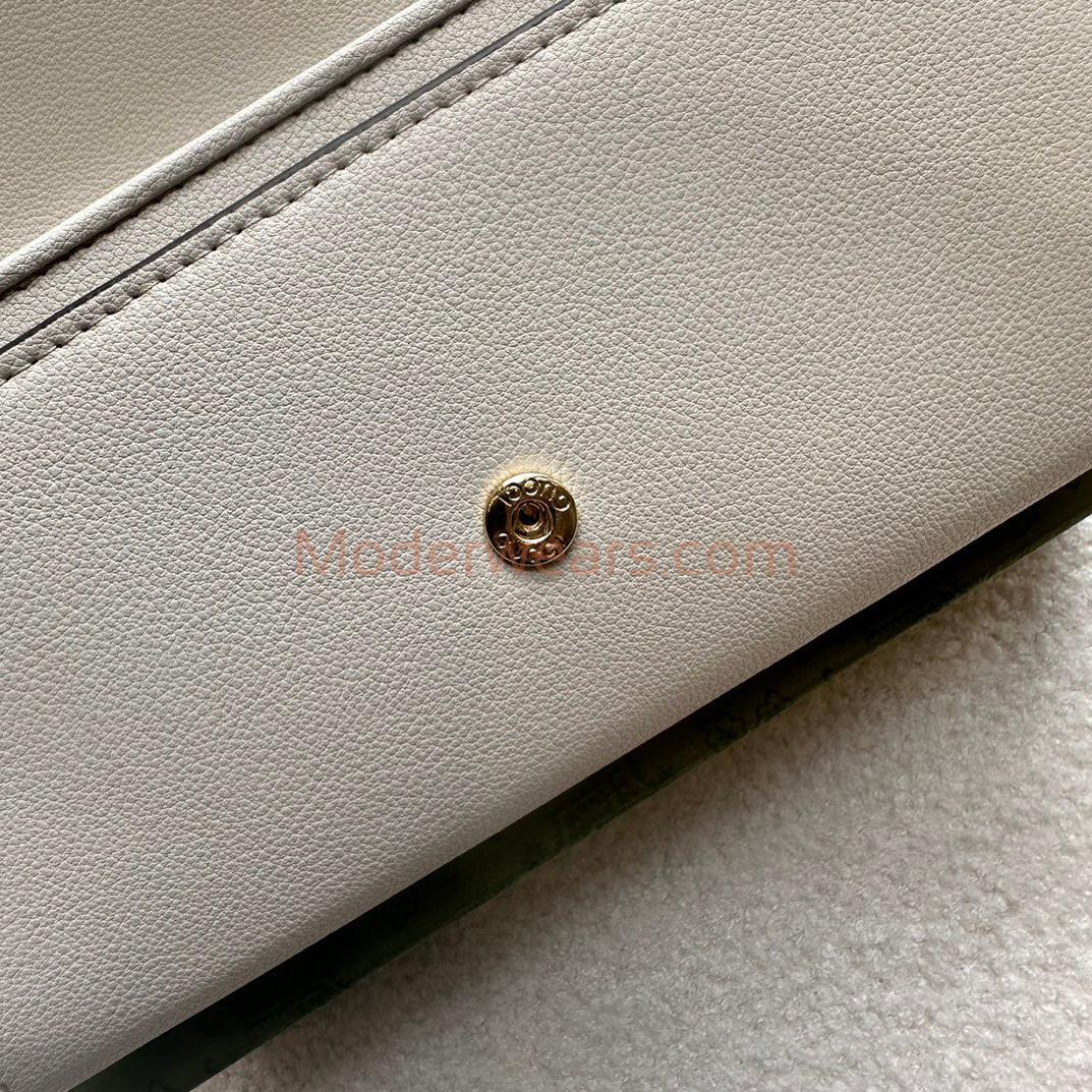 Chic & Stylish Bags