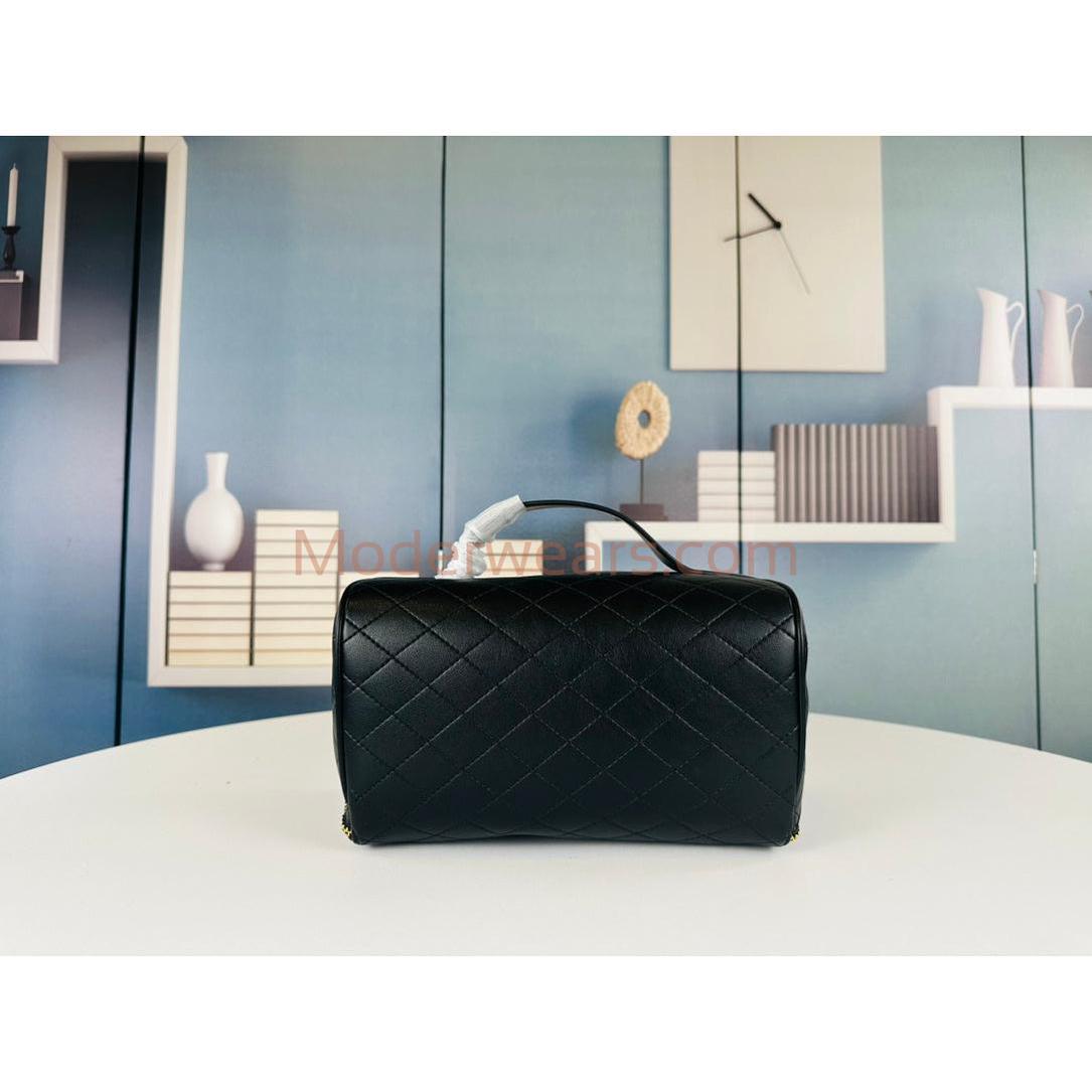 Chic & Stylish Bags