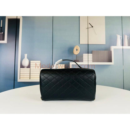 Chic & Stylish Bags