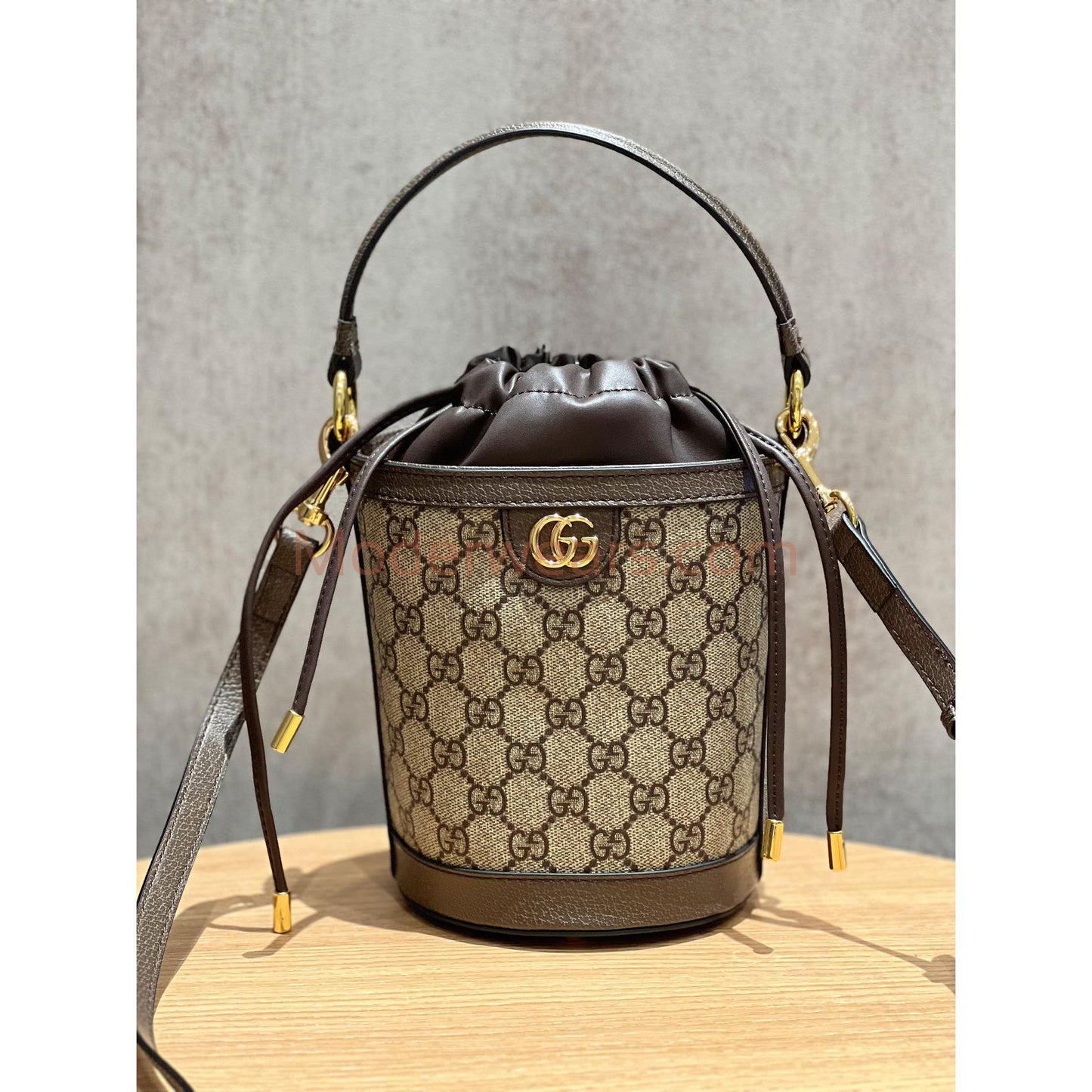 Chic & Stylish Bags