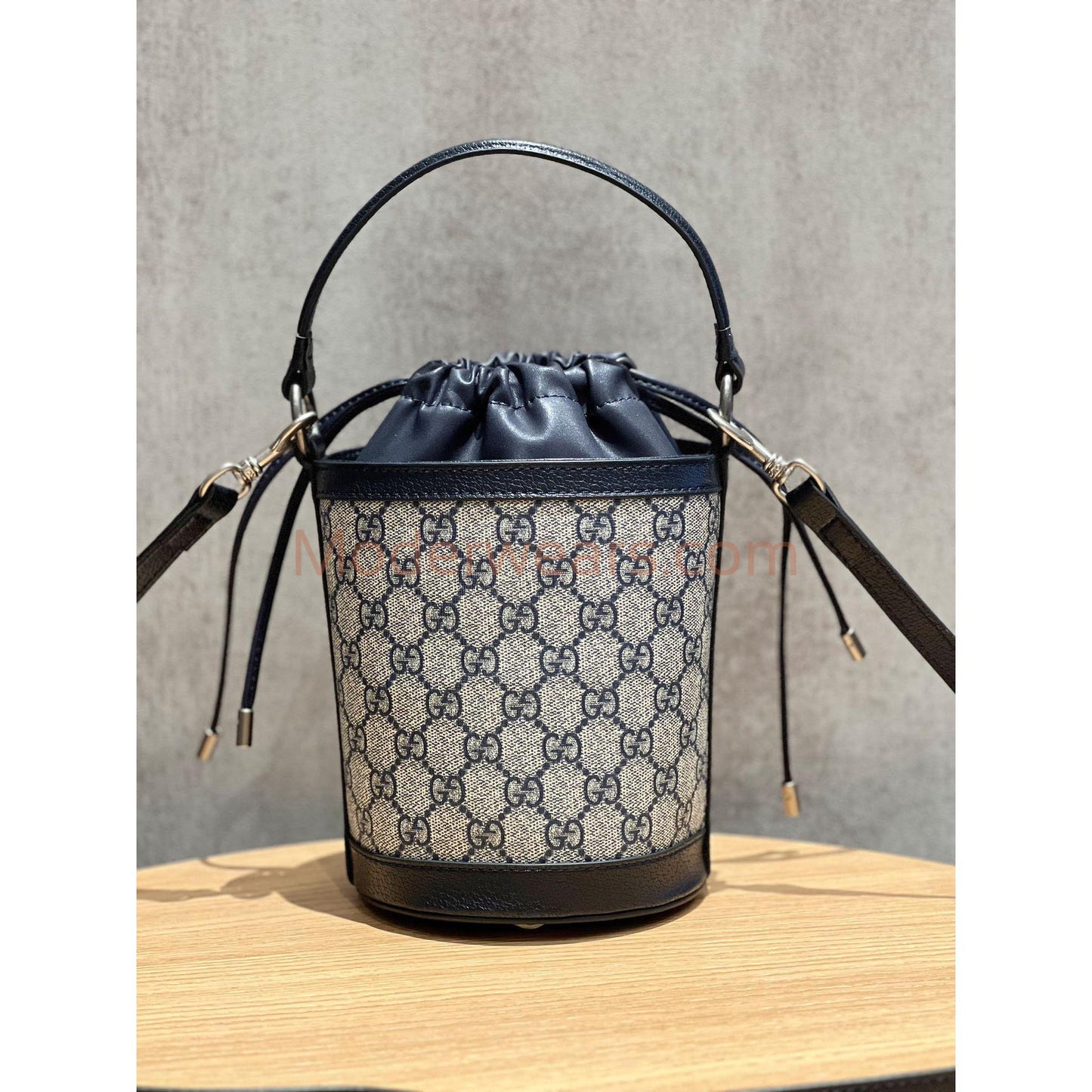 Chic & Stylish Bags