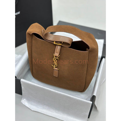 Chic & Stylish Bags