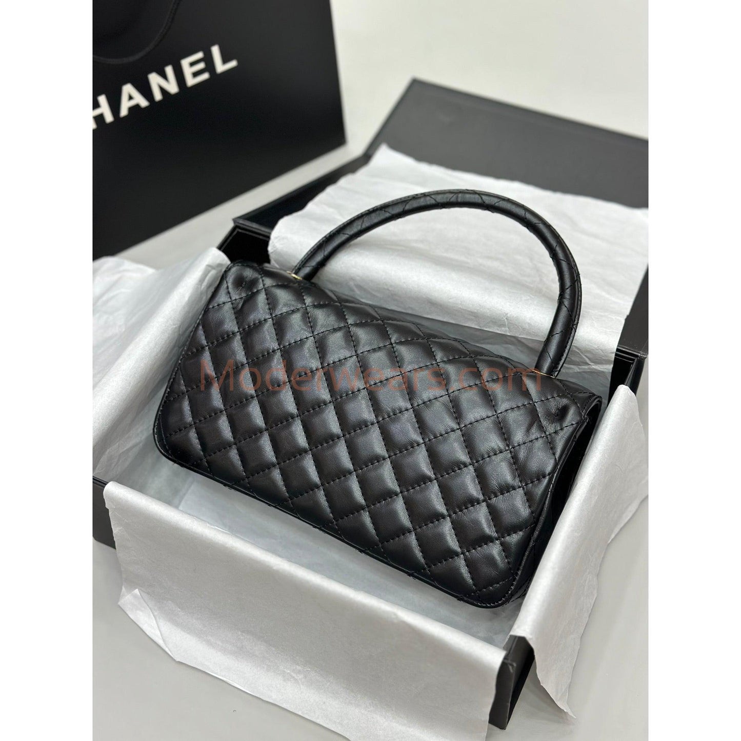 Chic & Stylish Bags