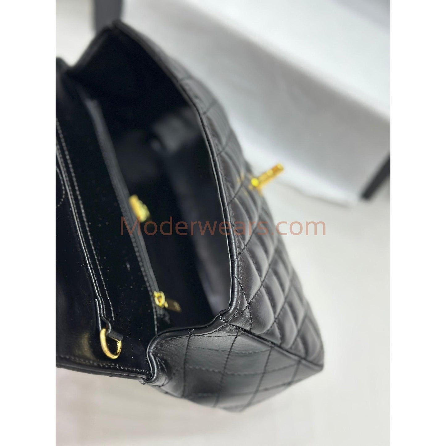 Chic & Stylish Bags