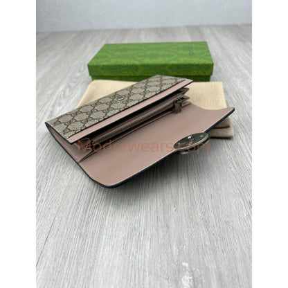 Chic & Stylish Bags
