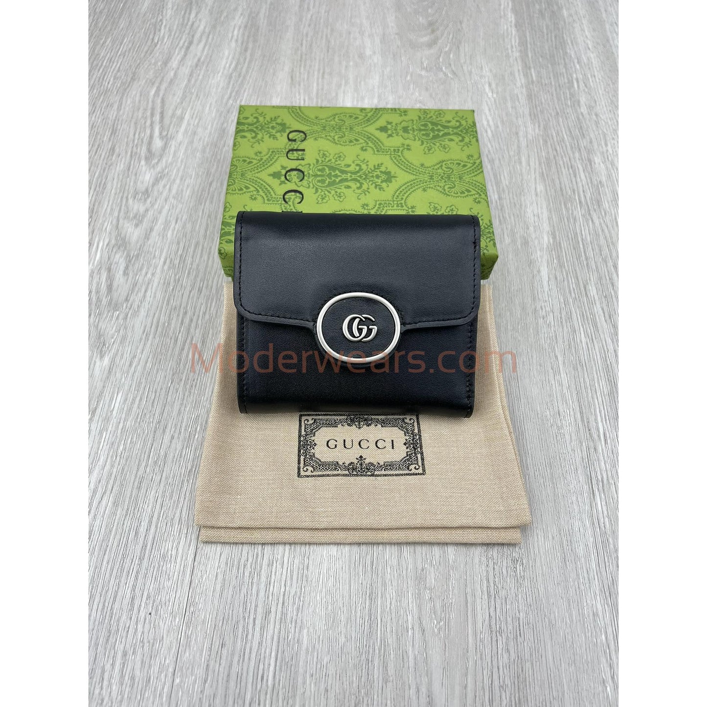 Chic & Stylish Bags