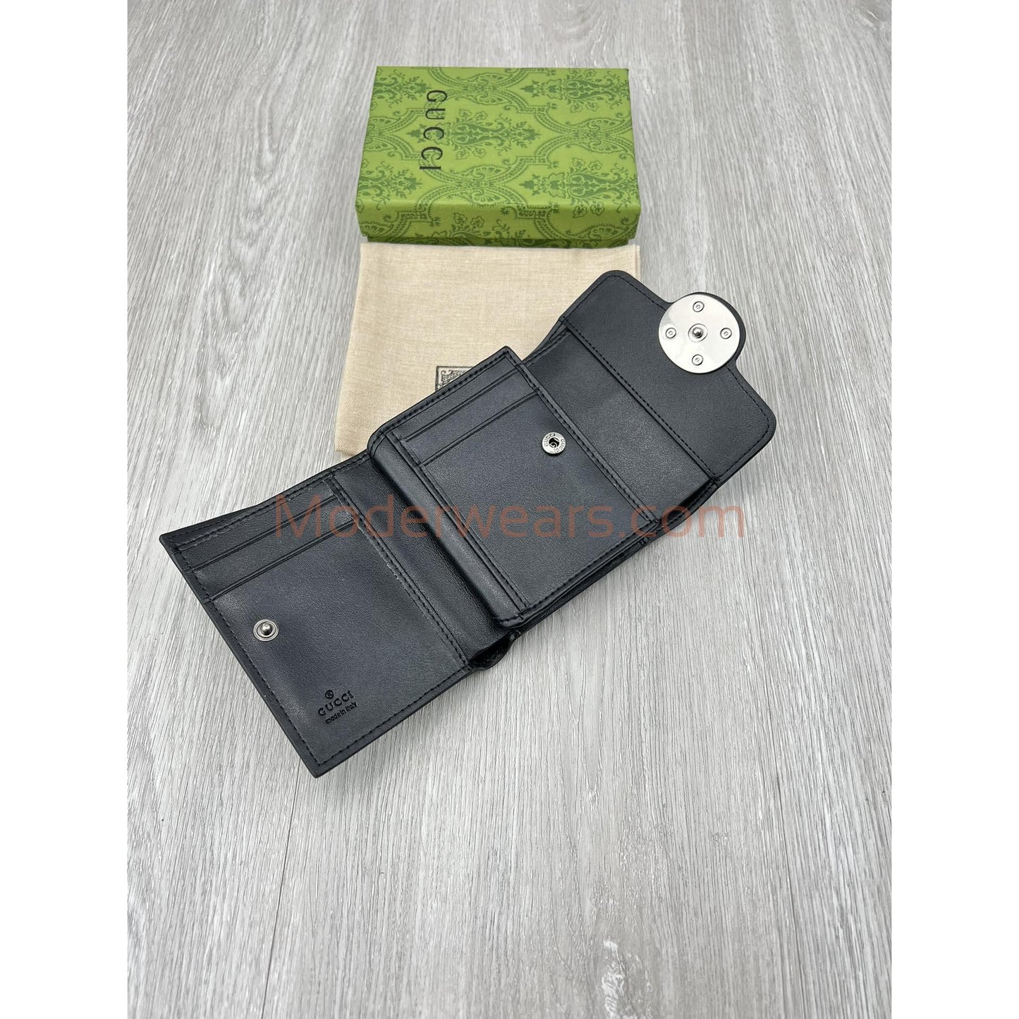 Chic & Stylish Bags