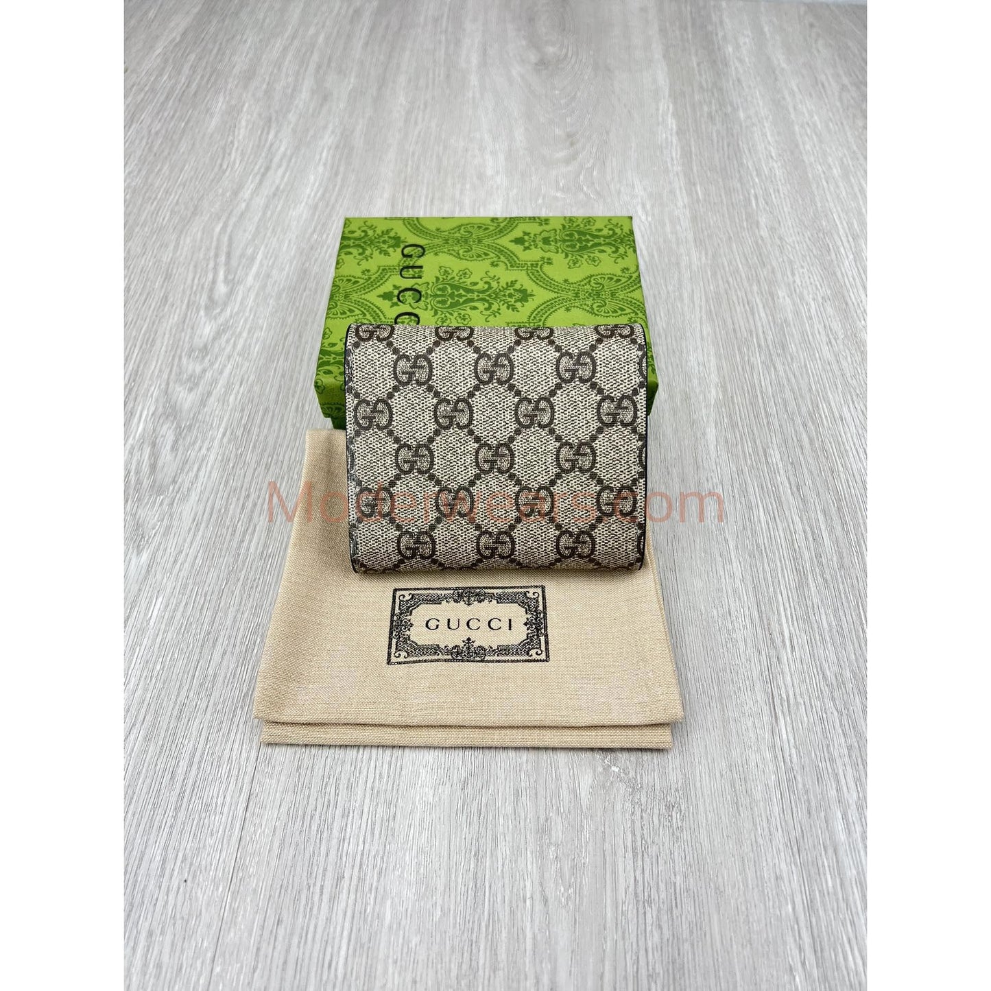 Chic & Stylish Bags