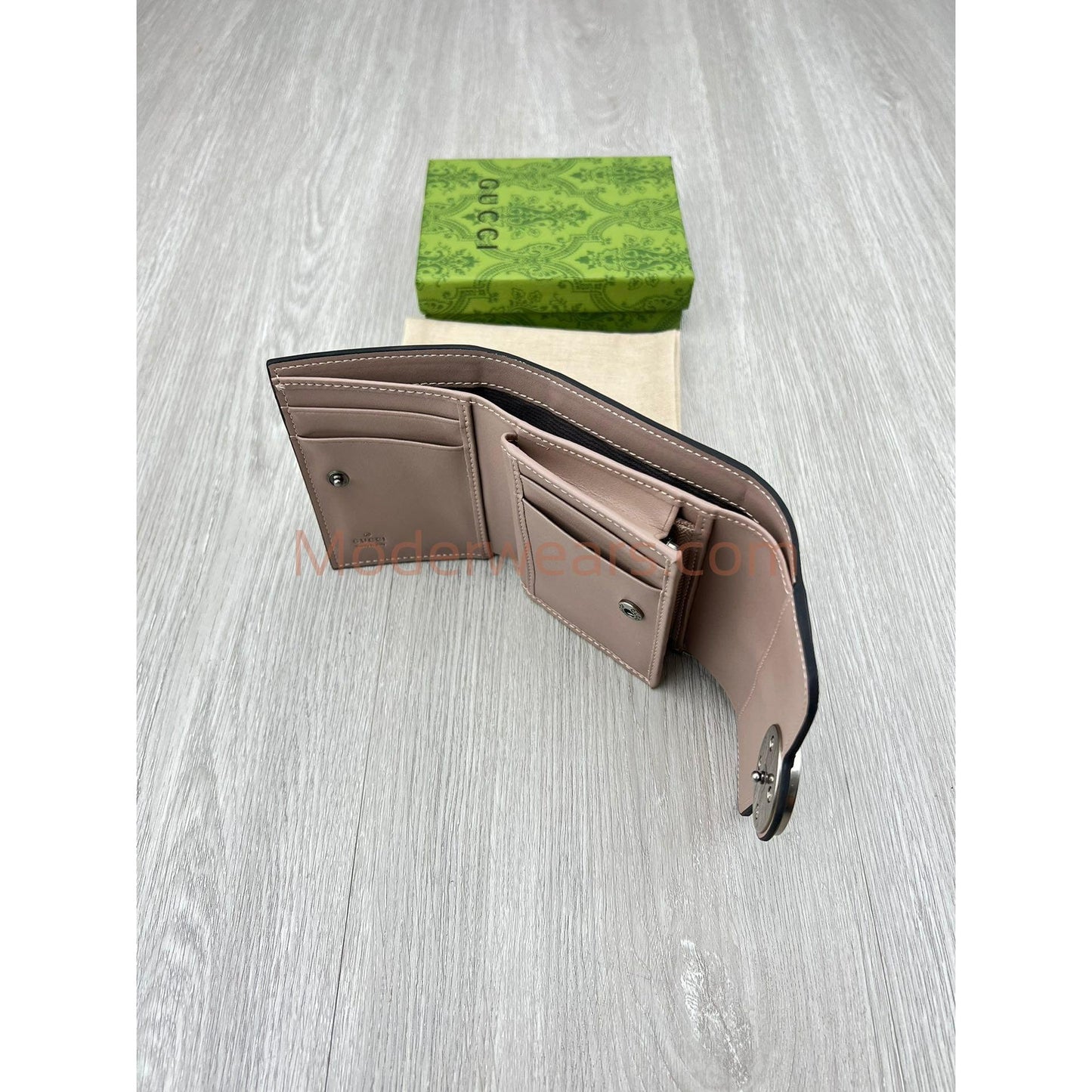Chic & Stylish Bags
