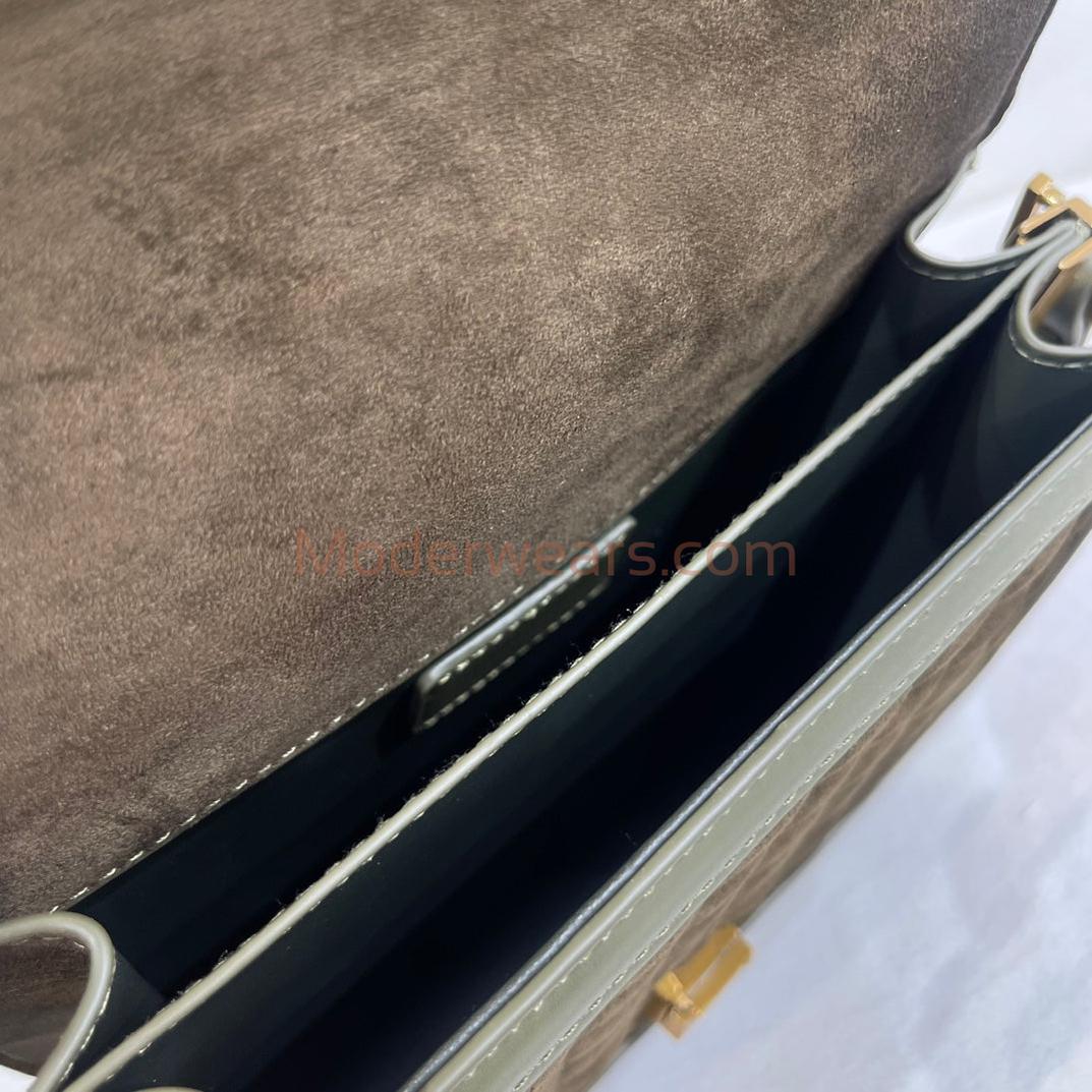 Chic & Stylish Bags