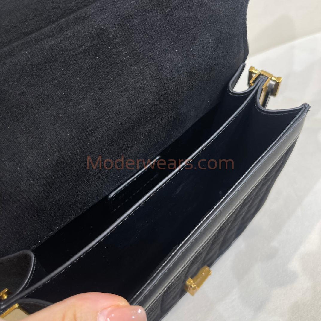 Chic & Stylish Bags