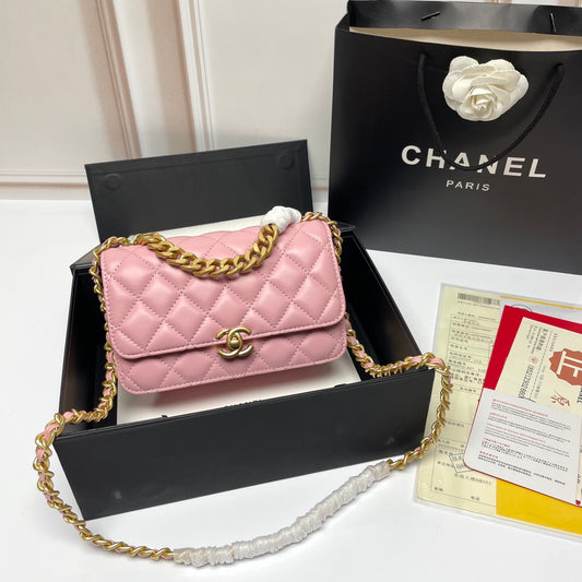 Chic & Stylish Bags