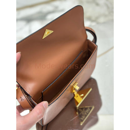 Chic & Stylish Bags