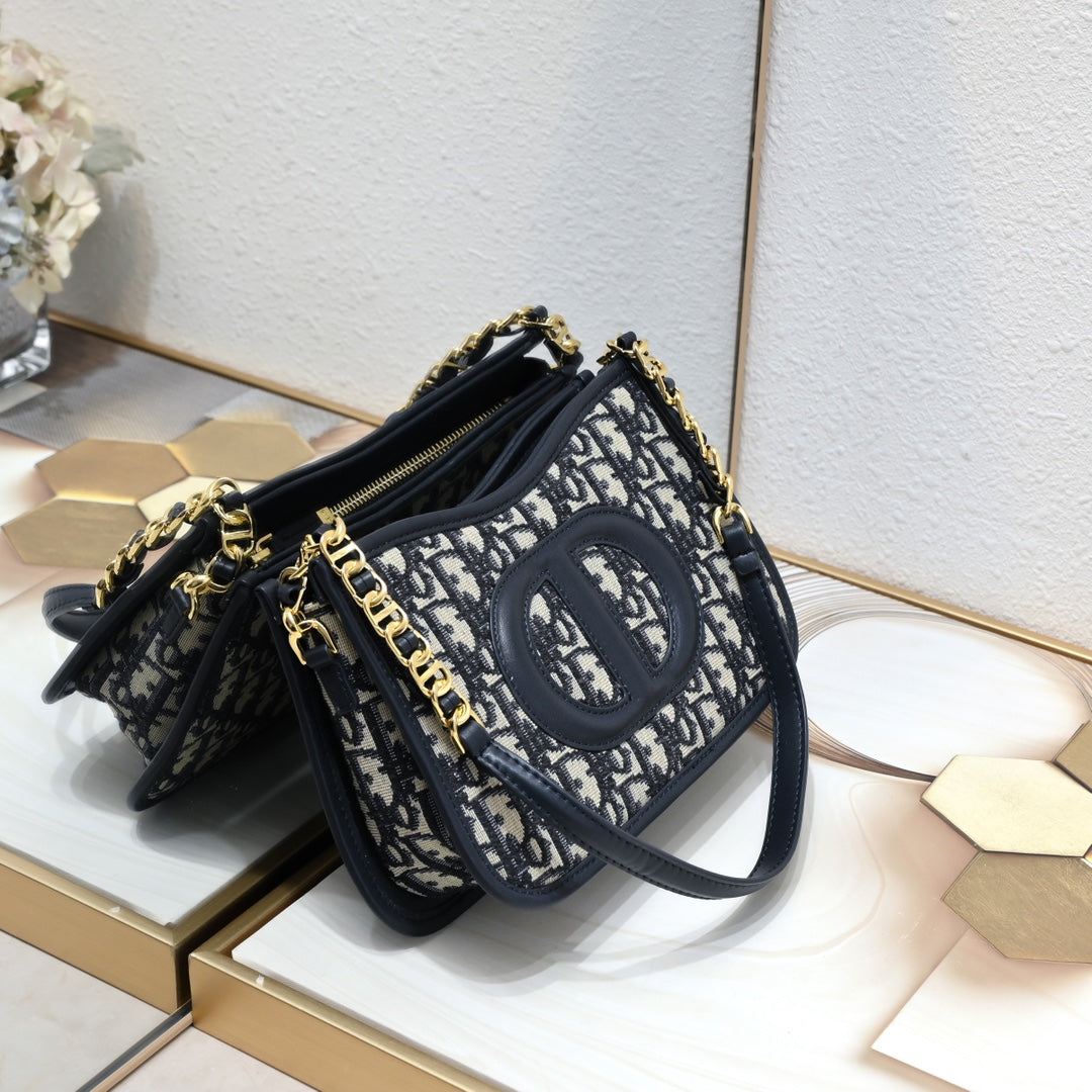 Chic & Stylish Bags