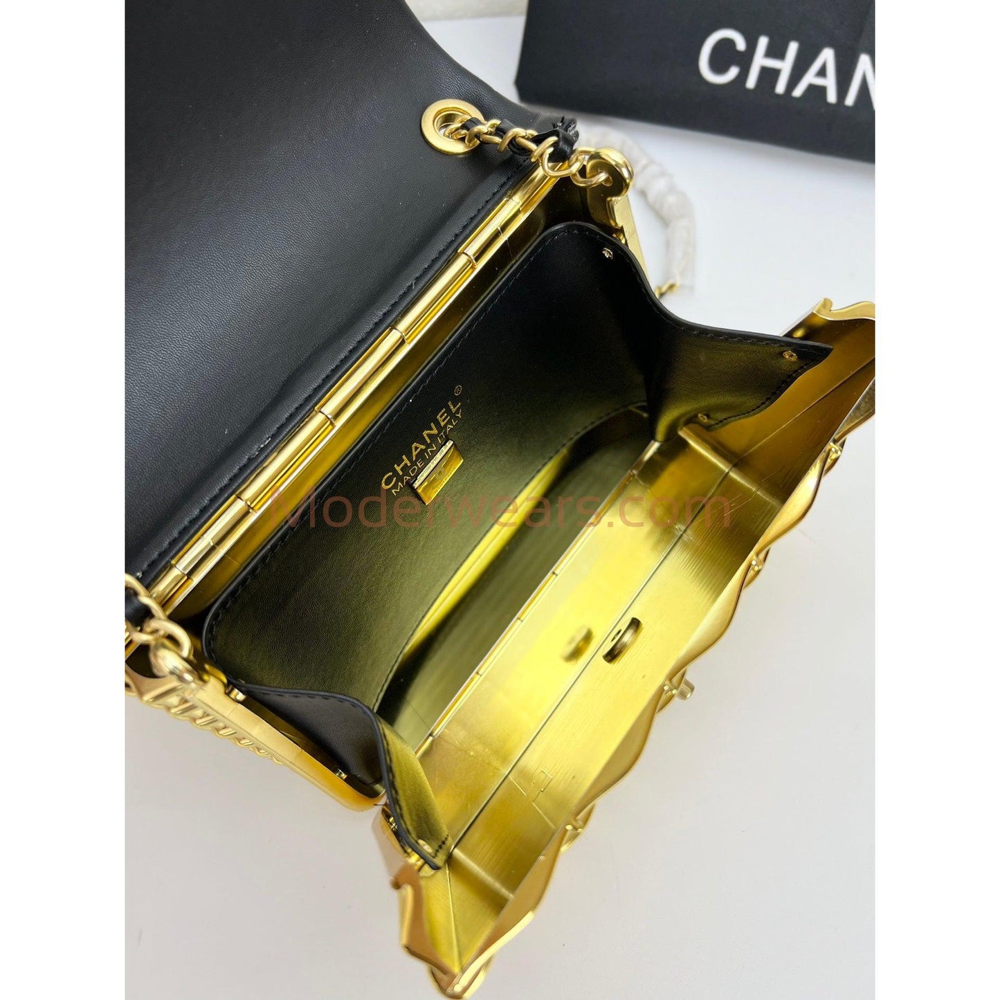 Chic & Stylish Bags