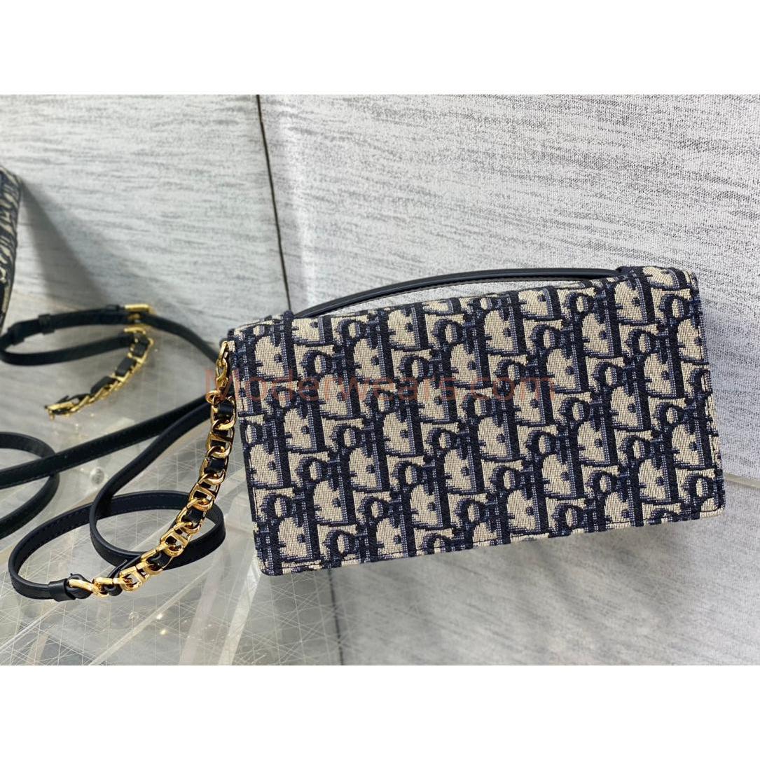Chic & Stylish Bags