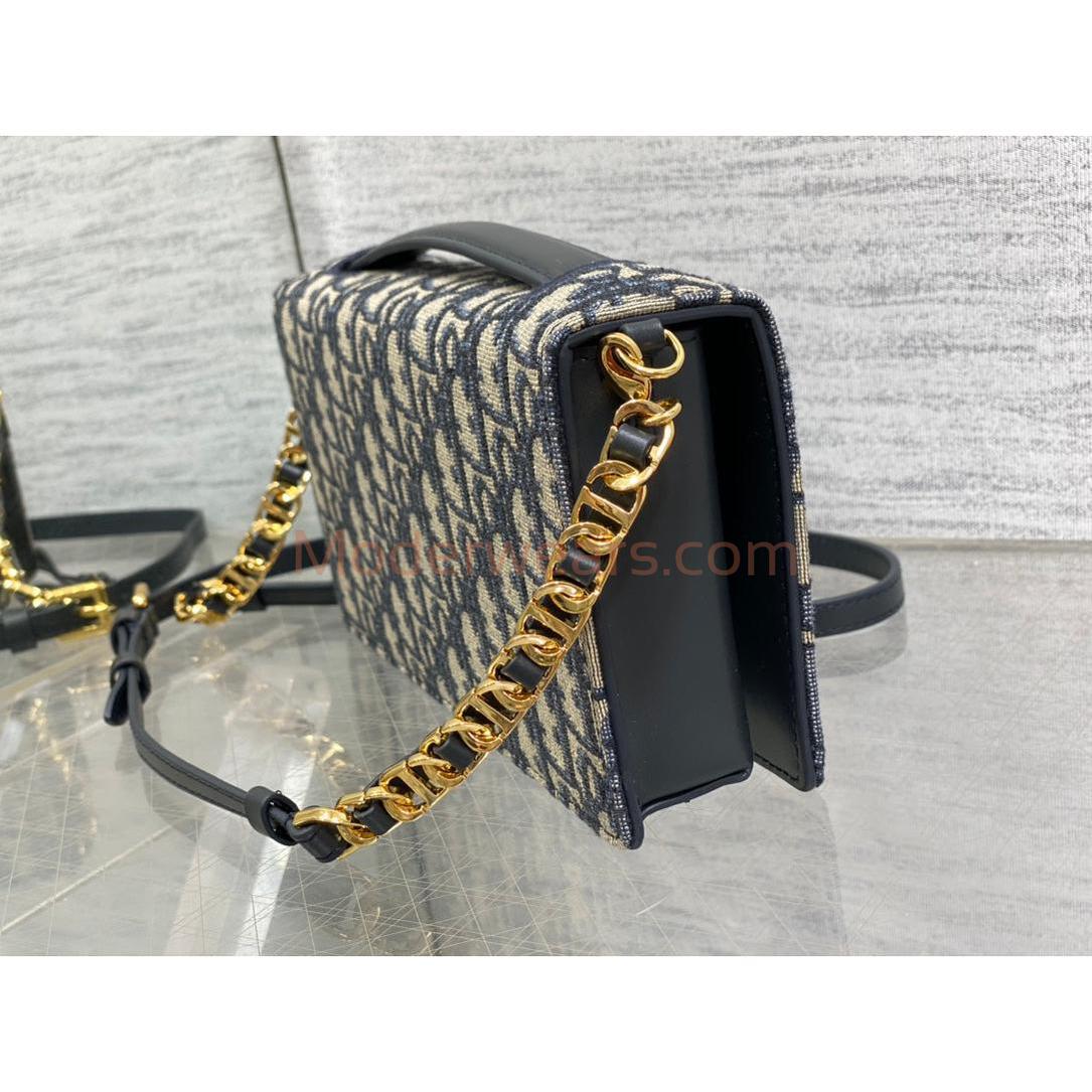 Chic & Stylish Bags