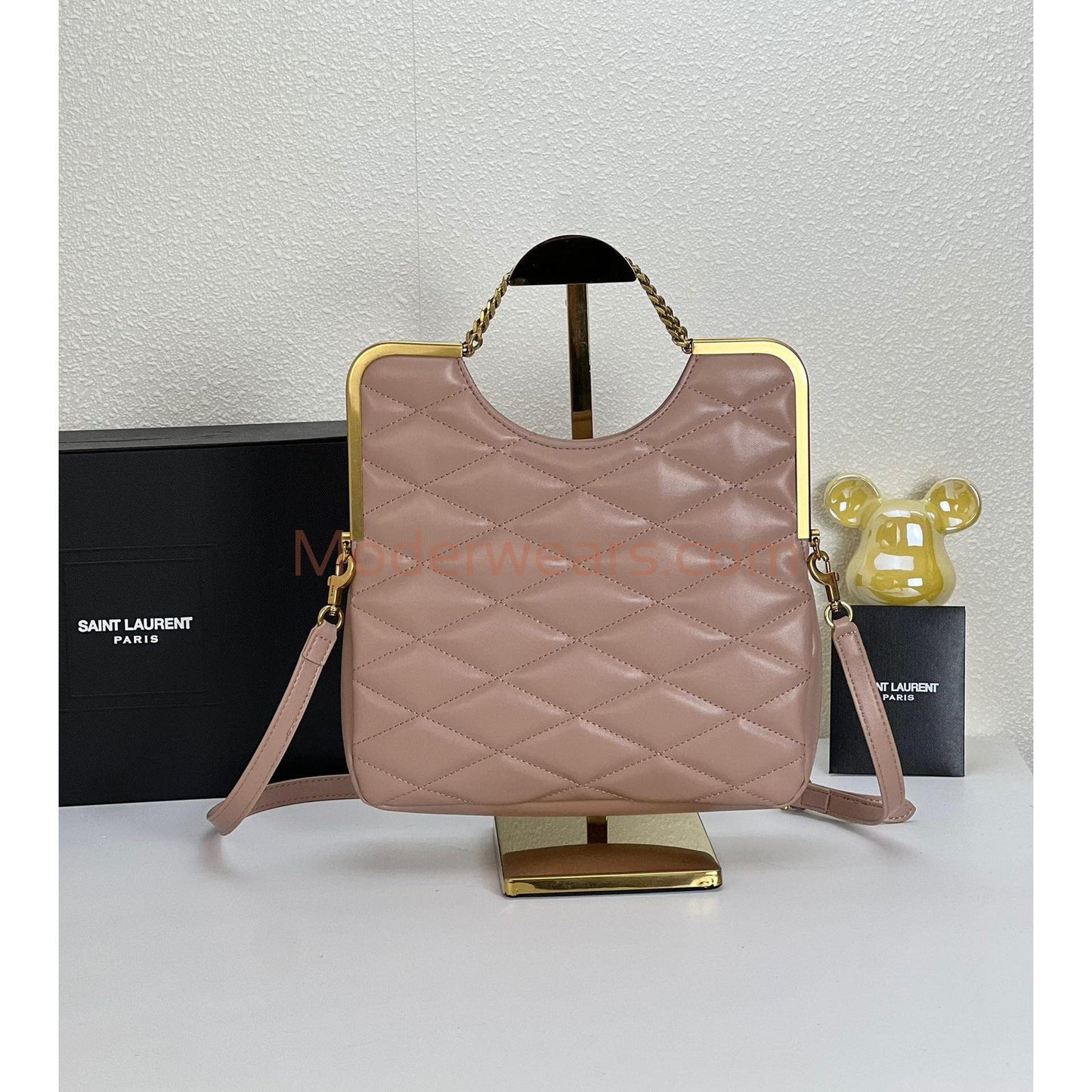 Chic & Stylish Bags