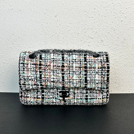 Chic & Stylish Bags