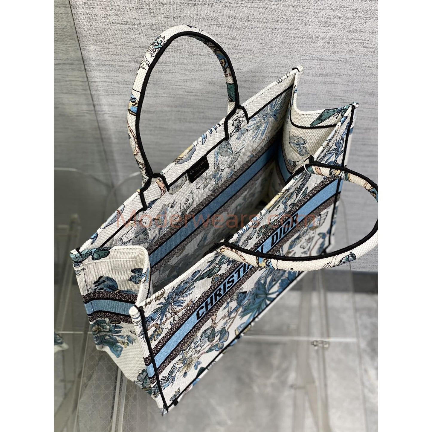 Chic & Stylish Bags