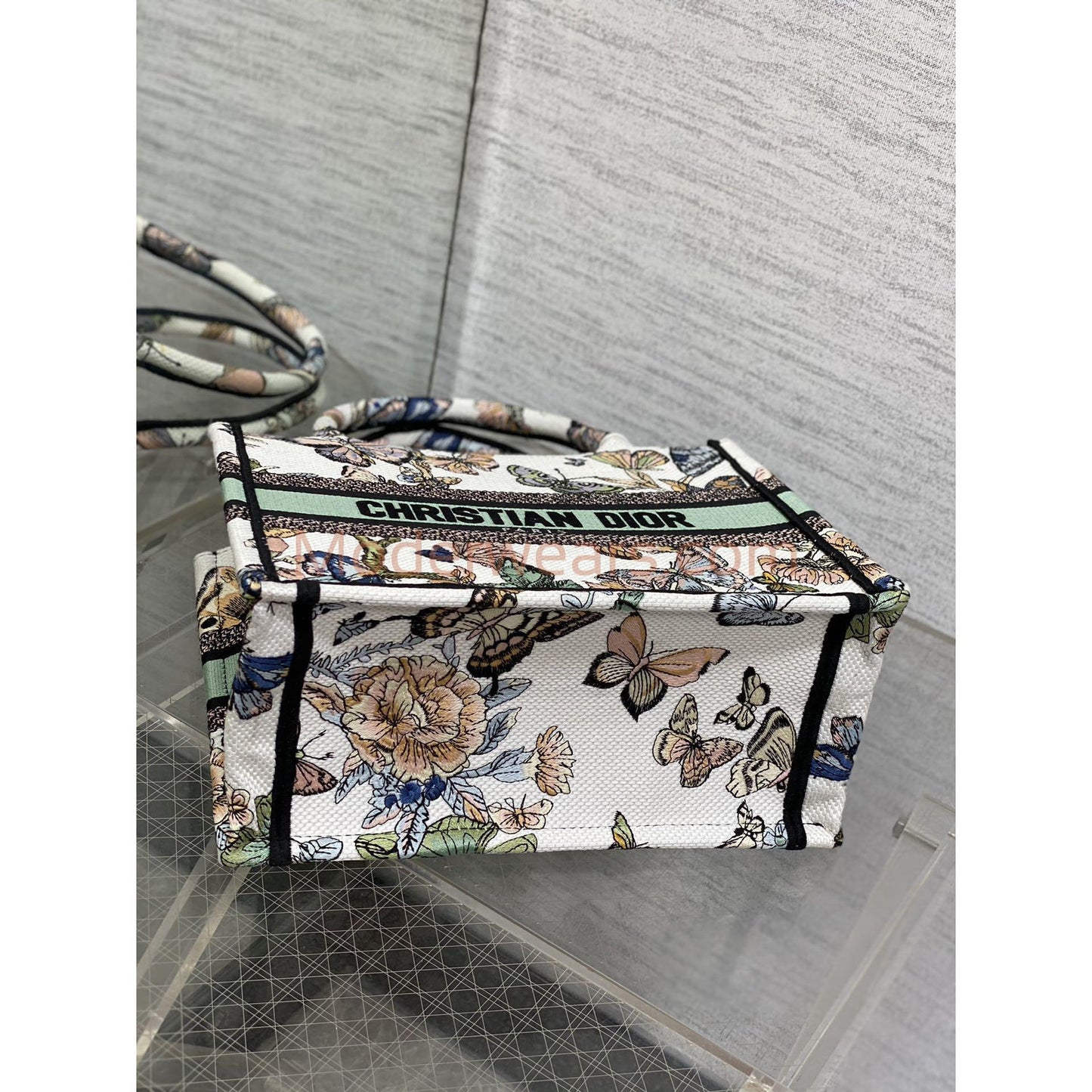 Chic & Stylish Bags