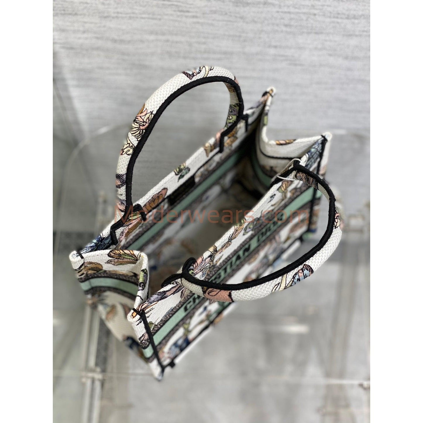 Chic & Stylish Bags