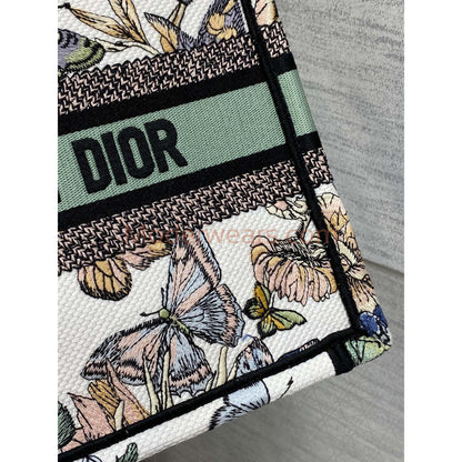 Chic & Stylish Bags