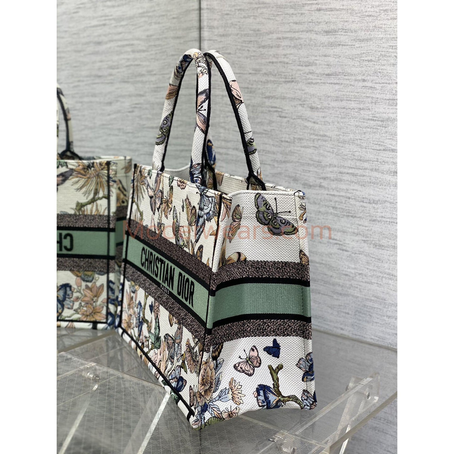 Chic & Stylish Bags