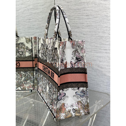 Chic & Stylish Bags