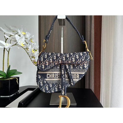 Chic & Stylish Bags